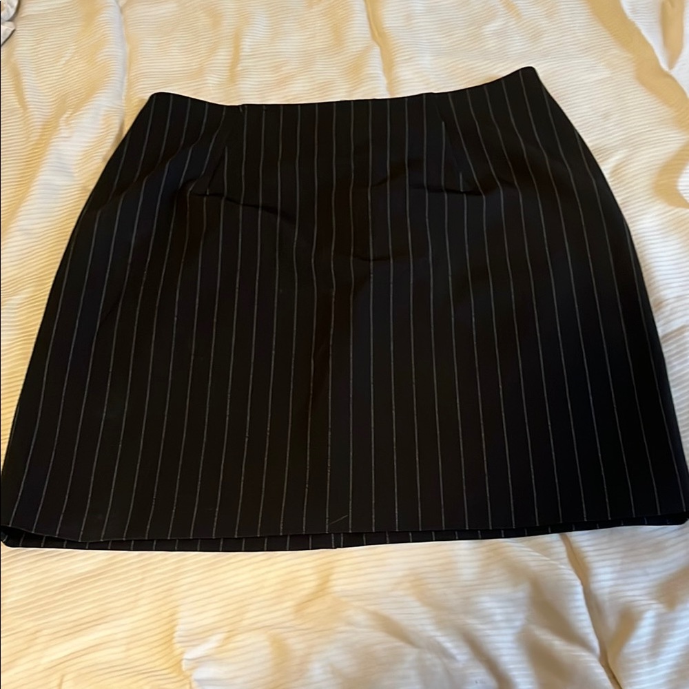 Black Mini Pencil Skirt -perfect capsule piece